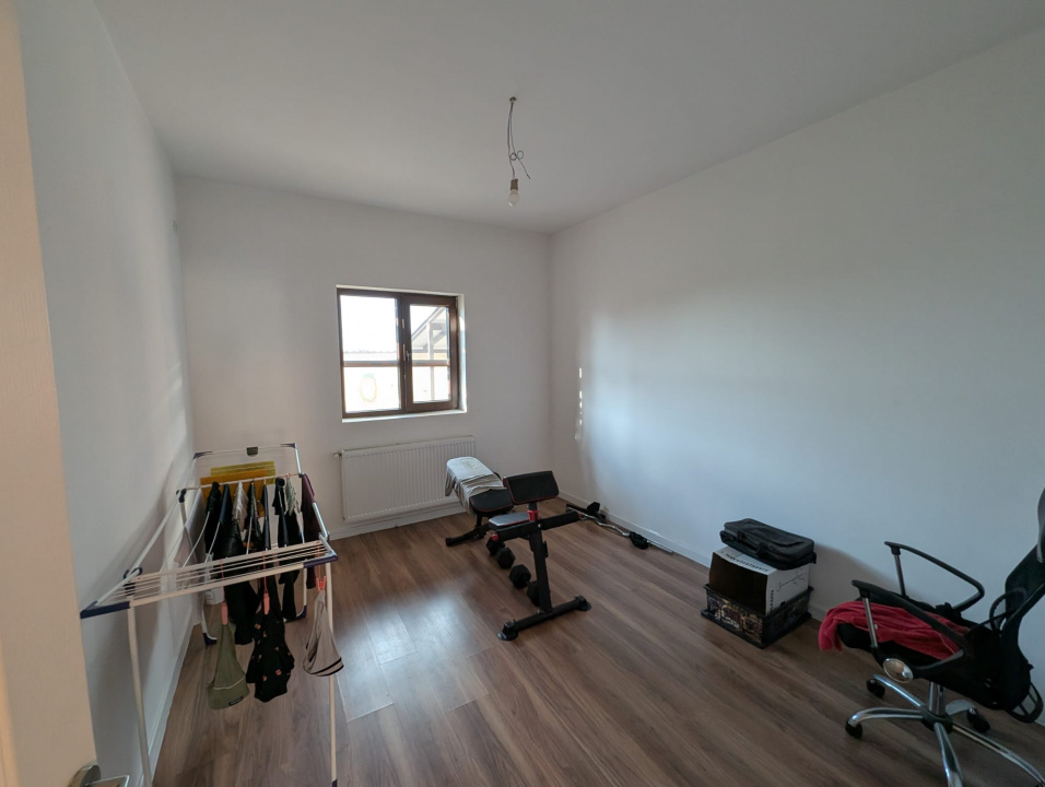 Cernica Casa P+Pod teren 406 mp  