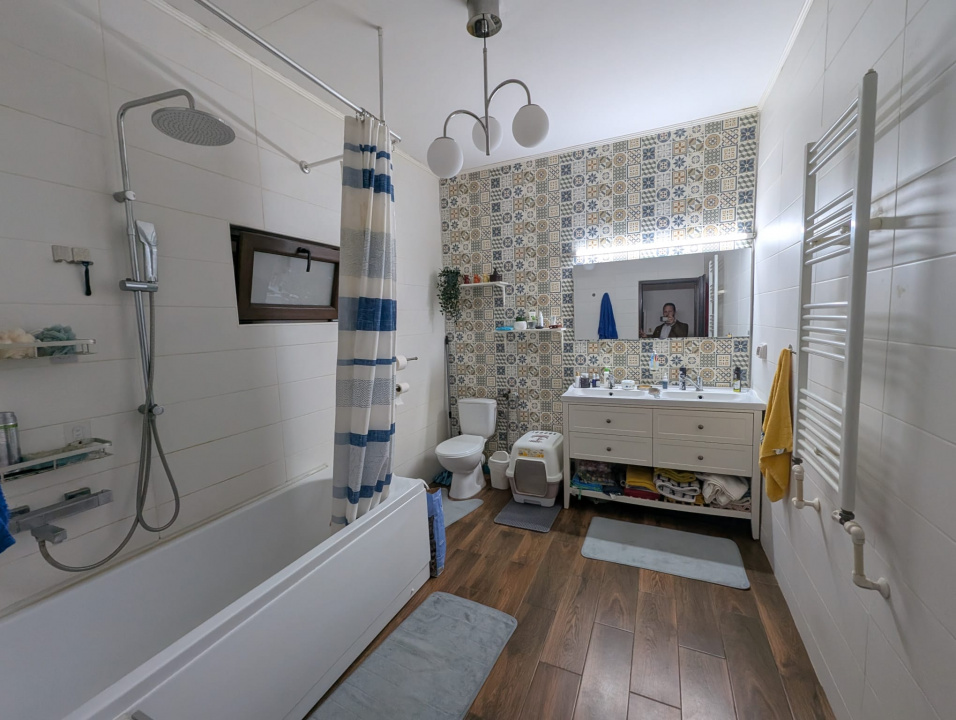 Cernica Casa P+Pod teren 406 mp  