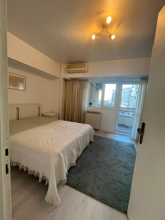 UNIRII-TRAIAN, 4 CAMERE-130 MP LUX!