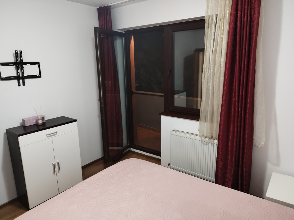 PIATA SUDULUI, 2 CAMERE, PARCARE!