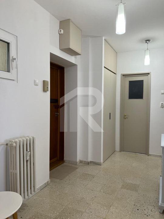 Inchiriere 3 camere Vatra Luminoasa
