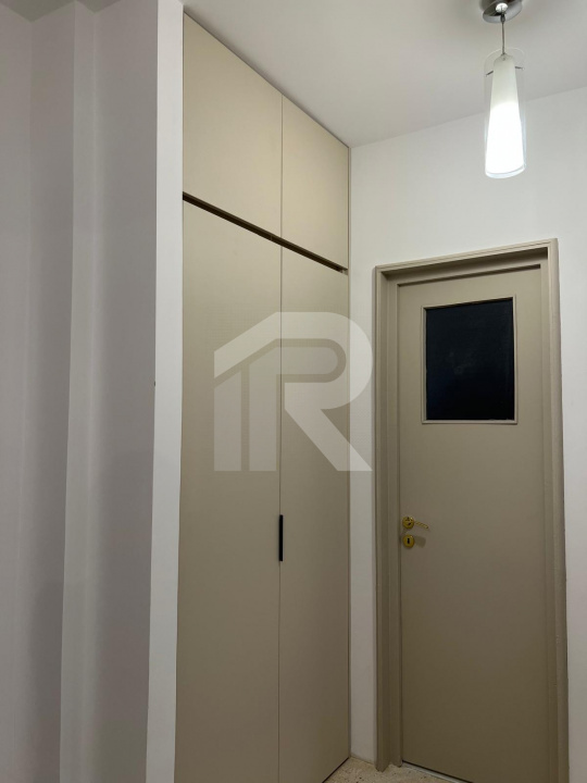 Inchiriere 3 camere Vatra Luminoasa