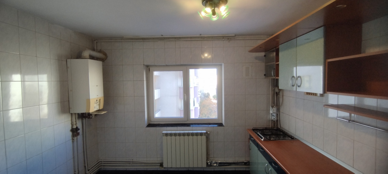 Apartament 3 camere nemobilat Calea Vitan