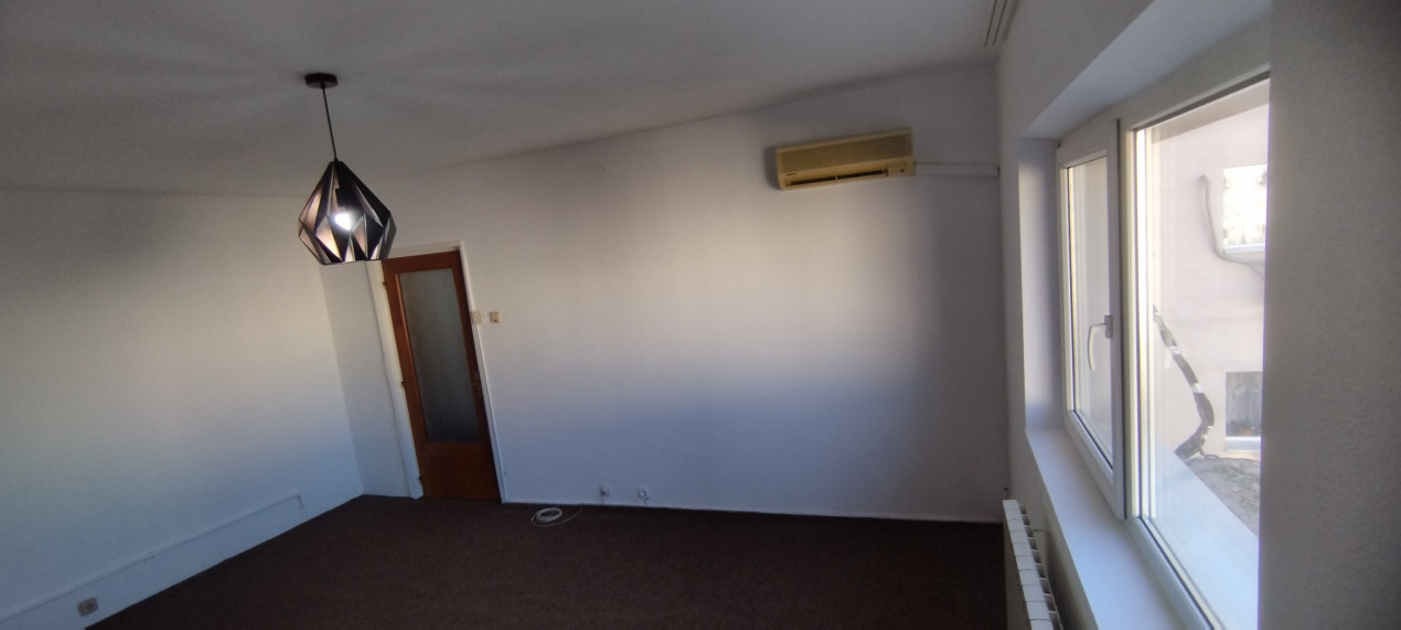 Apartament 3 camere nemobilat Calea Vitan
