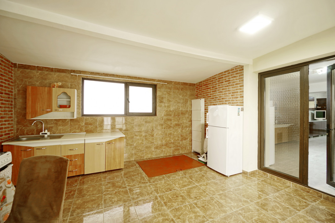 Casa P+1+M 350mp Lot 1300mp Ciorogarla