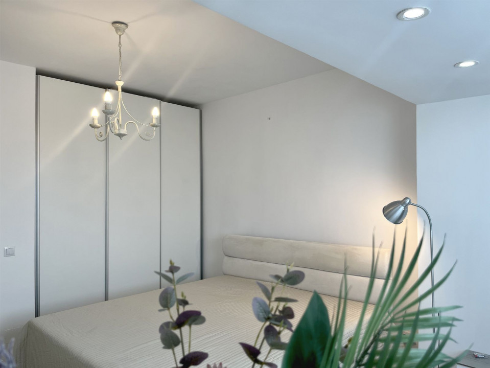 DECEBAL, 3 CAMERE LUX-95 MP!