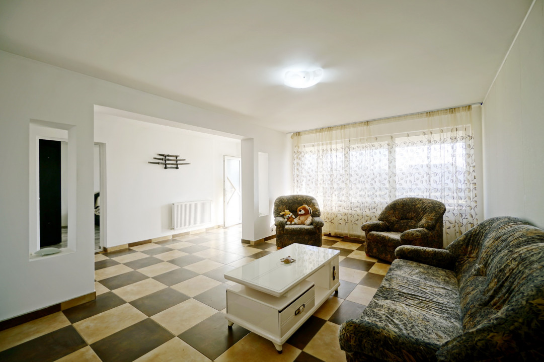Casa 210 mp + Lot 700 mp Crevedia