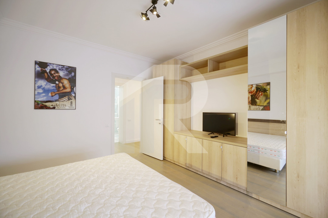 Apartament lux 3 camere+parcare subterana Laguna Residence