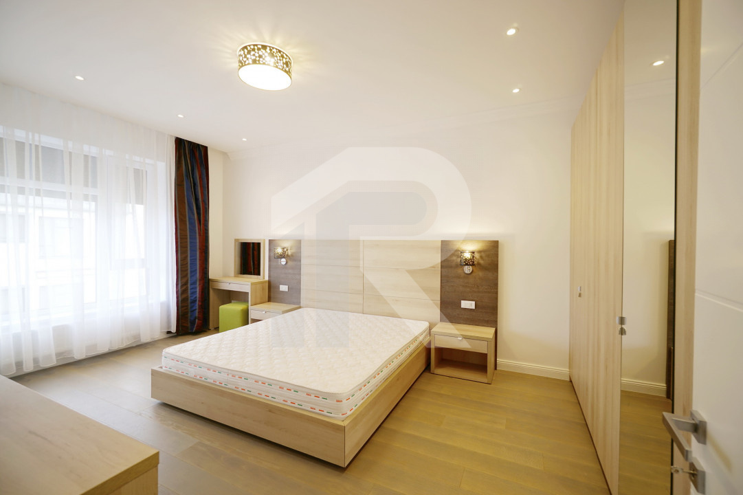 Apartament lux 3 camere+parcare subterana Laguna Residence