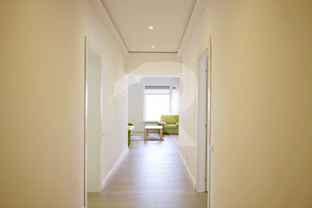Apartament lux 3 camere+parcare subterana Laguna Residence