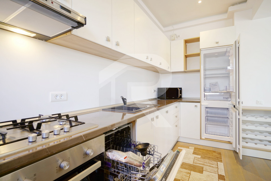 Apartament lux 3 camere+parcare subterana Laguna Residence