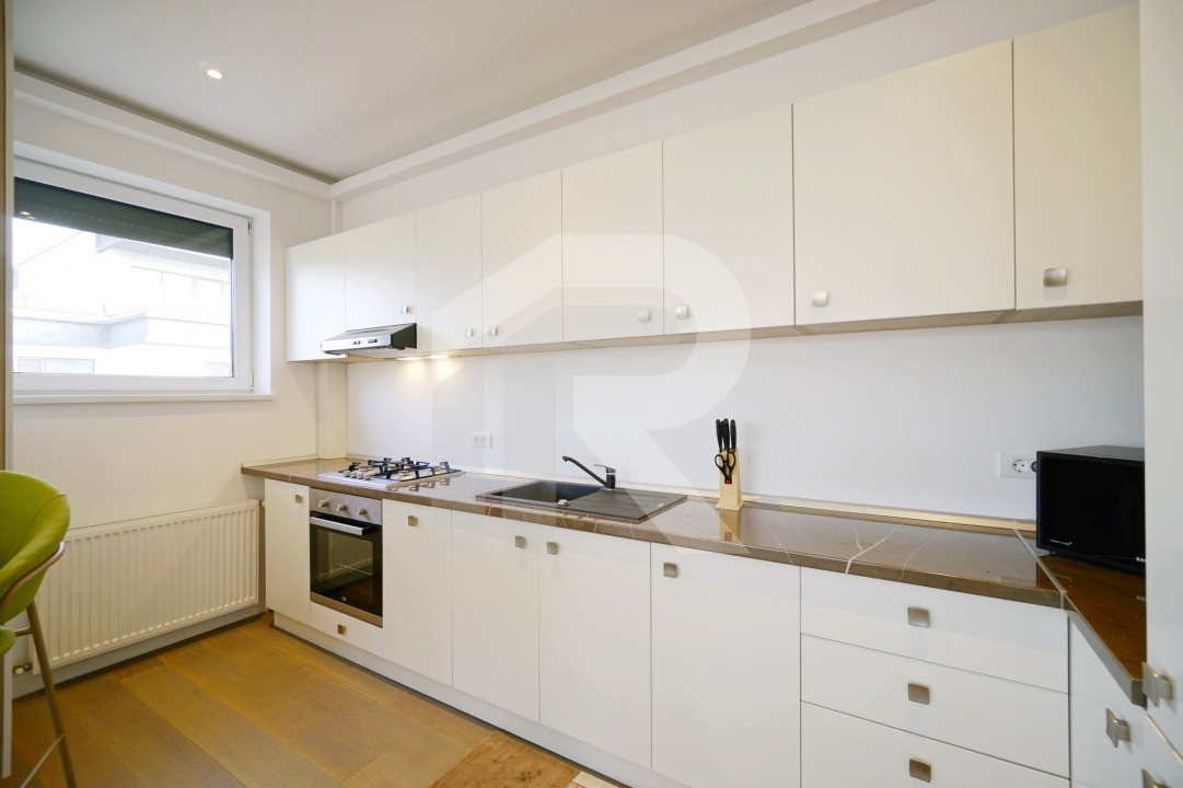 Apartament lux 3 camere+parcare subterana Laguna Residence