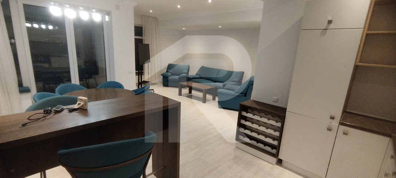 Apartament lux 3 camere+parcare subterana Laguna Residence