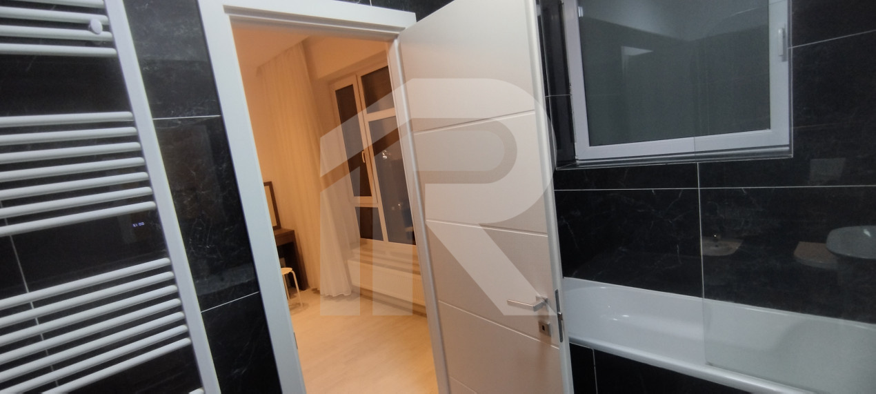 Apartament lux 3 camere+parcare subterana Laguna Residence