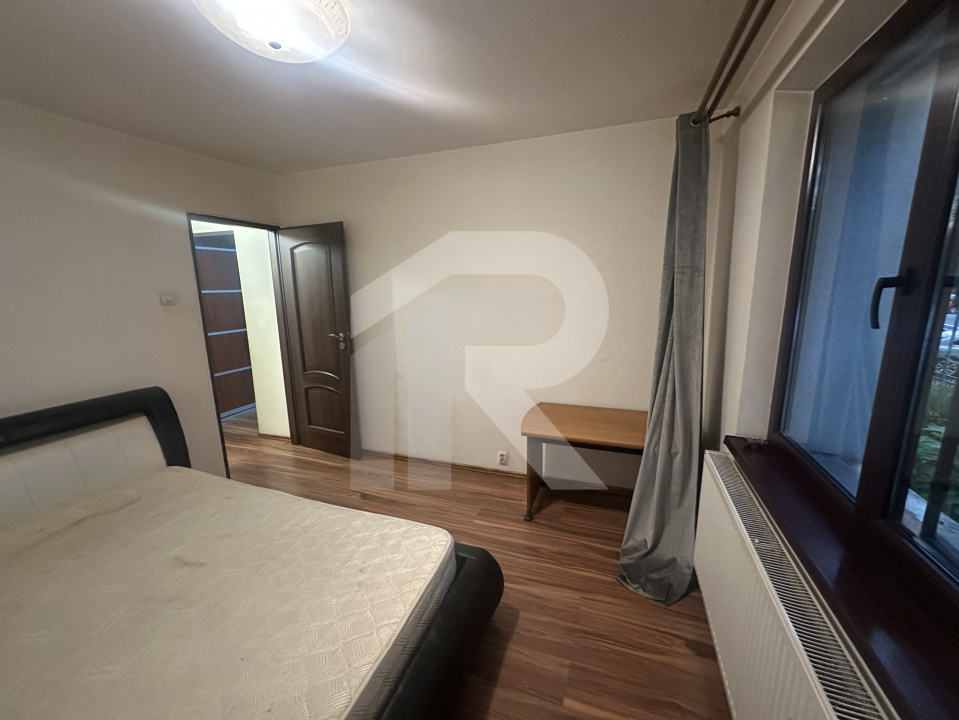 Apartament 4 camere Nasaud 82 mp