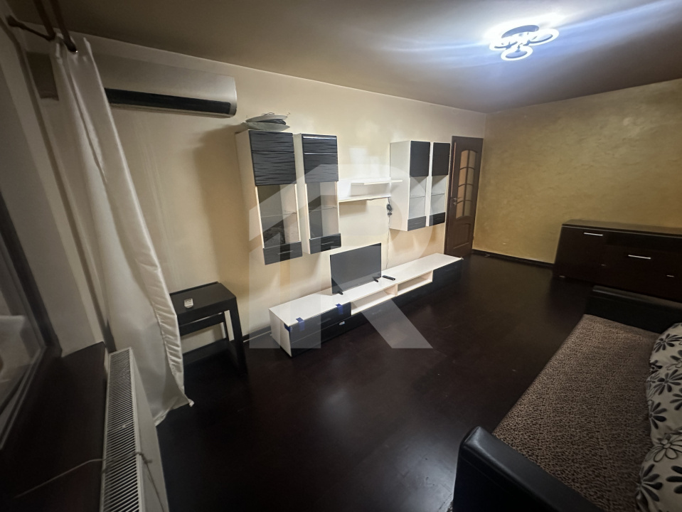 Apartament 4 camere Nasaud 82 mp