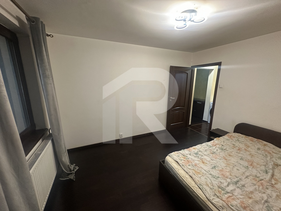 Apartament 4 camere Nasaud 82 mp