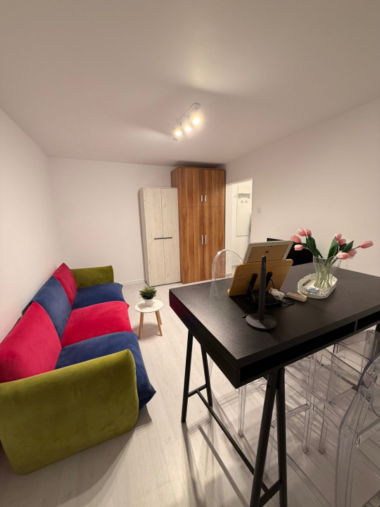 PIATA VICTORIEI, 2 CAMERE!