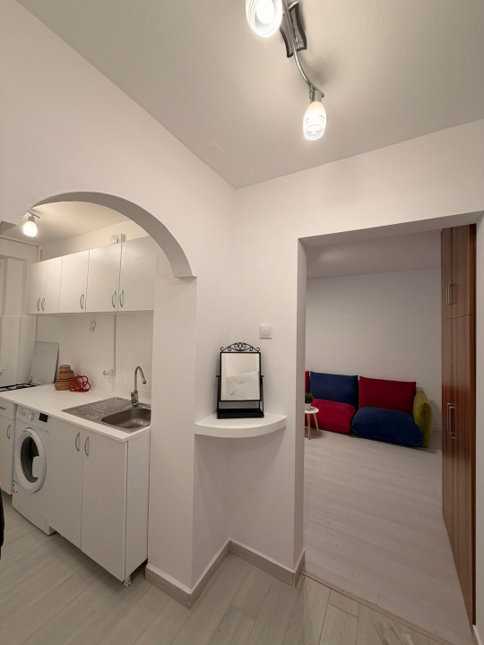 PIATA VICTORIEI, 2 CAMERE!