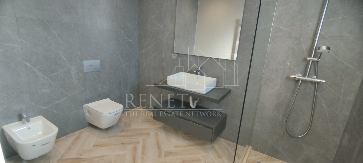 Inchiriere! apartament 3 camere+parcare subterana Laguna Residence