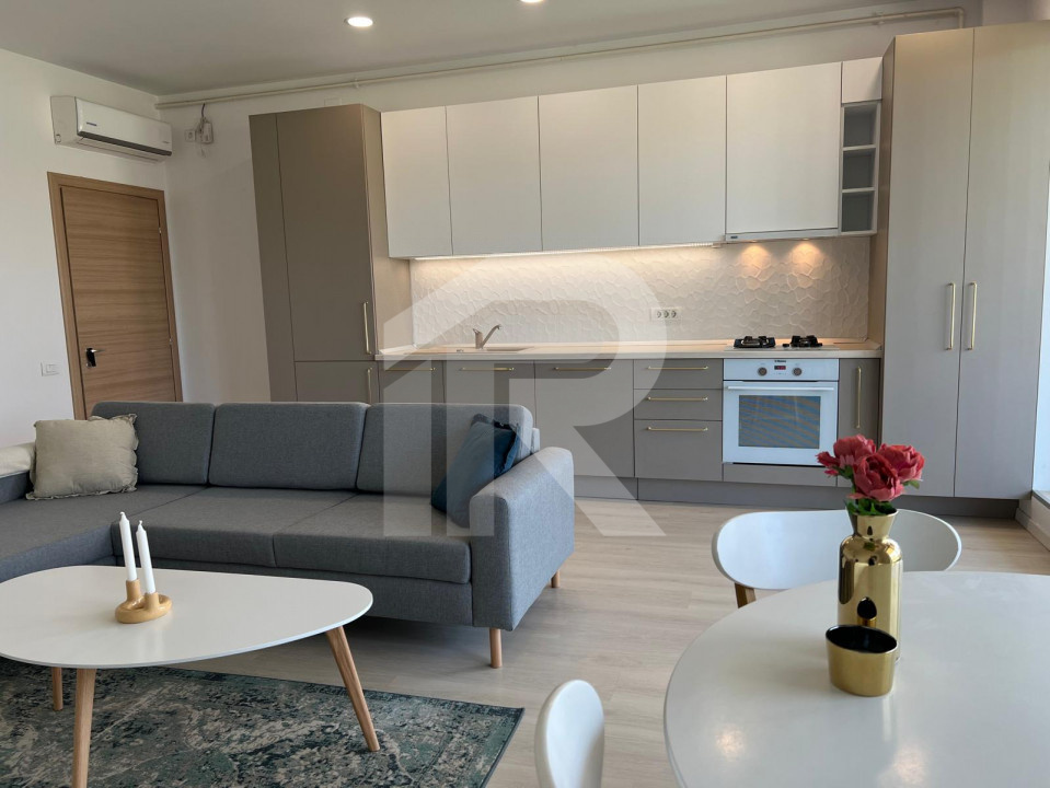 Apartament 3 camere Laguna Residence