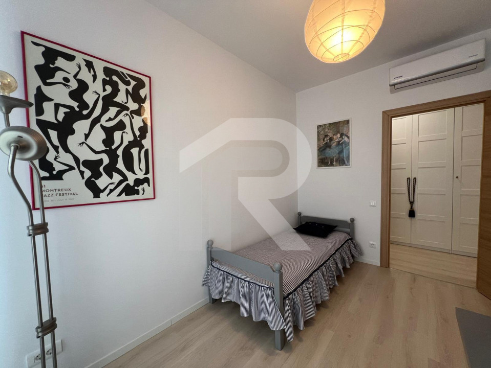 Apartament 3 camere Laguna Residence