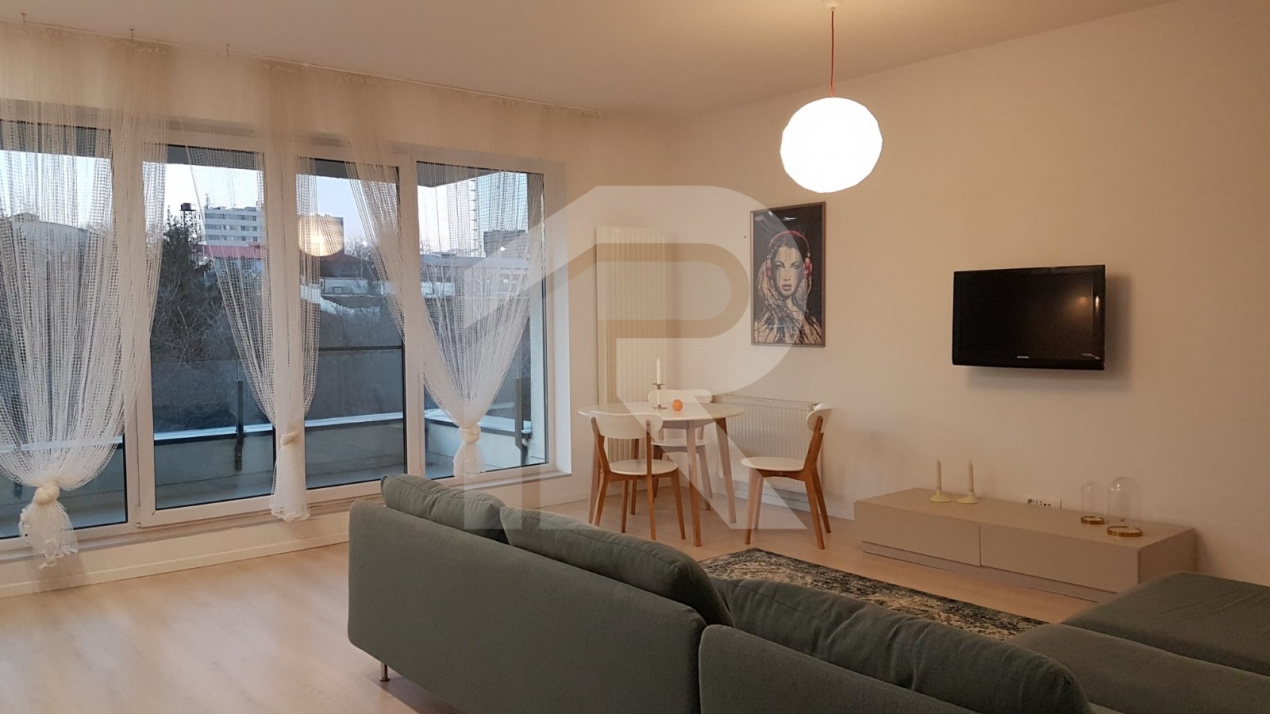 Apartament 3 camere Laguna Residence