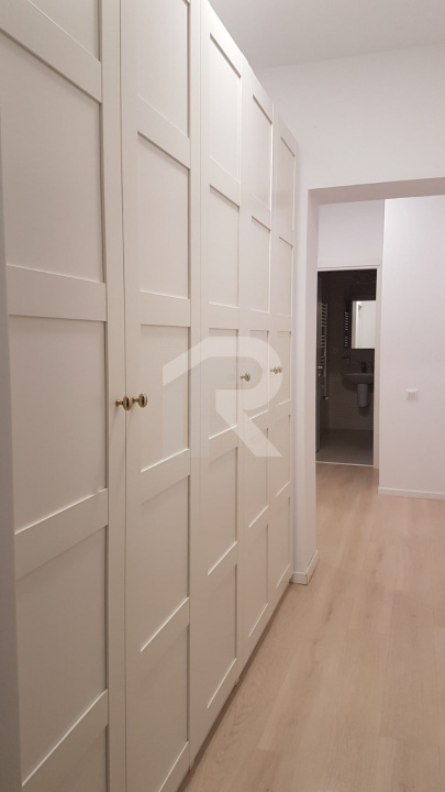 Apartament 3 camere Laguna Residence