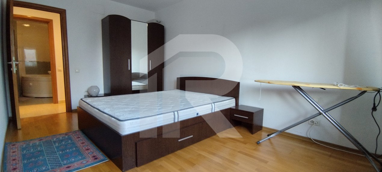 Apartament lux 3 camere+parcare Unirii-Alba Iulia