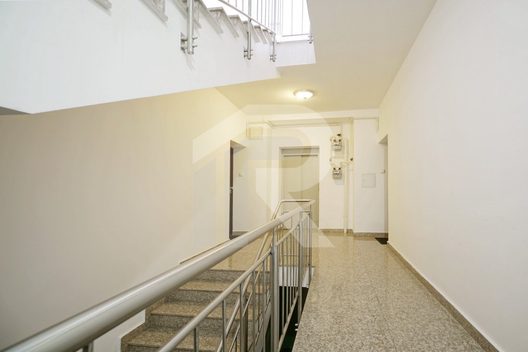 Apartament 2 camere+parcare subterana Laguna Residence