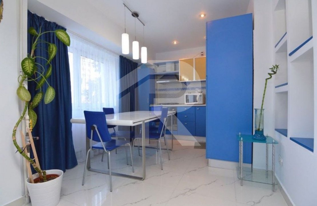 Apartament lux 3 camere 80mp Piata Unirii