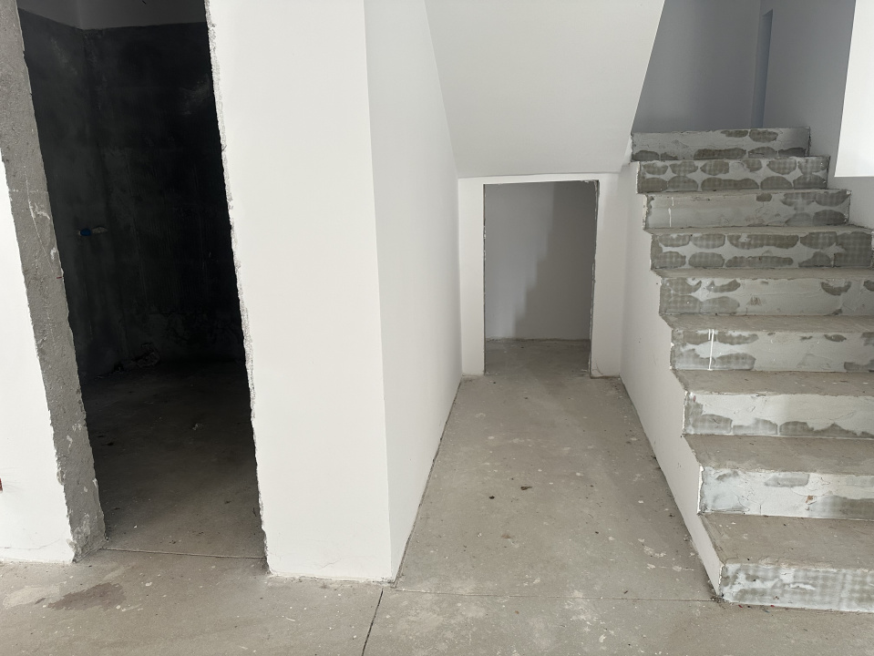 CORBEANCA-PARADISUL VERDE, VILA P+E+M 507 MP, LOT 1095 MP, LA PADURE!