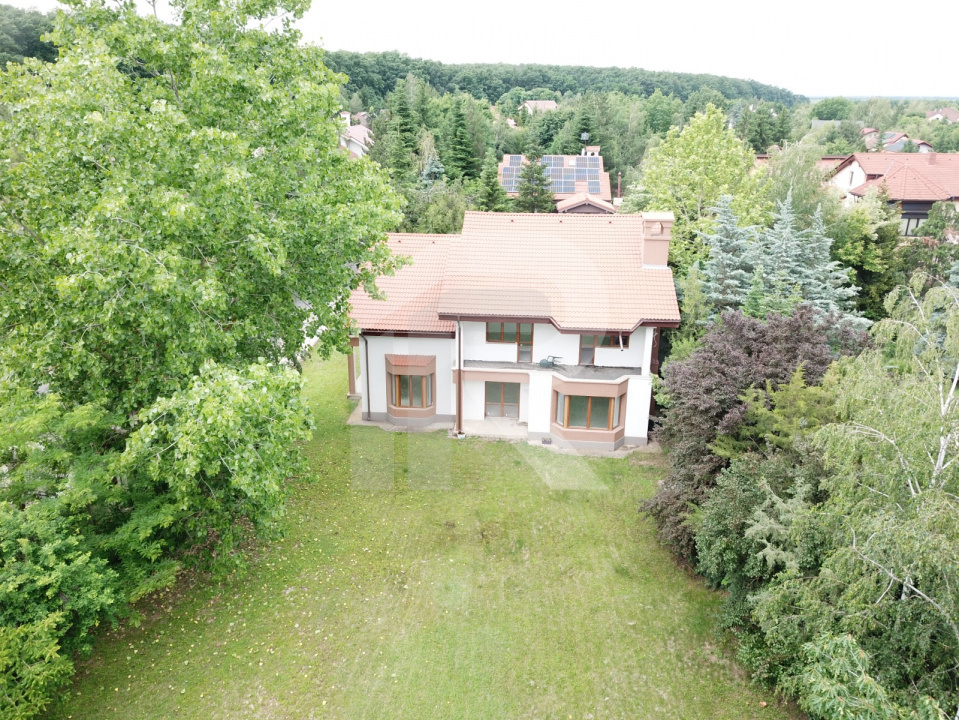 CORBEANCA-PARADISUL VERDE VILA P+E+M 507 MP, LOT 1095 MP 