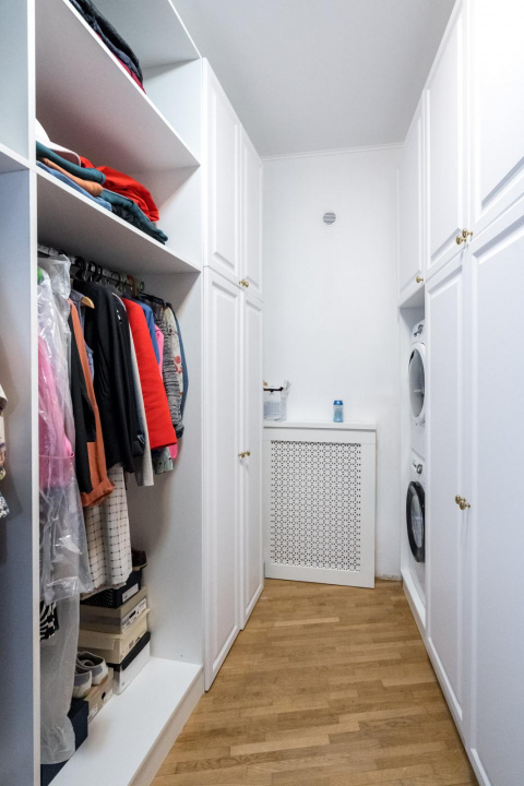 ARMENEASCA, APARTAMENT LUX-190 MP!