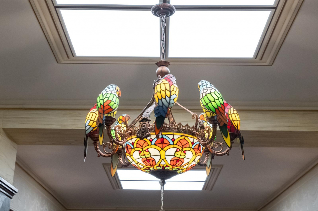 ARMENEASCA, APARTAMENT LUX-190 MP!