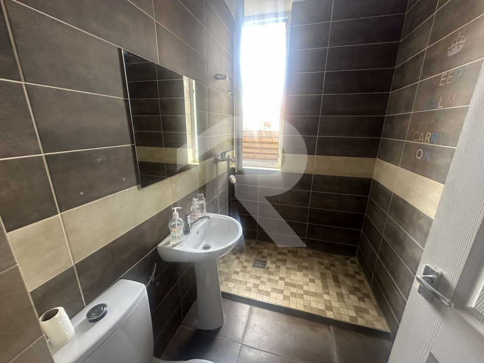 Spatiu Comercial 110 MP+lot 222 MP+2 locuri parcare New Residence
