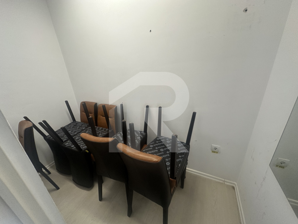 Spatiu Comercial 110 MP+lot 222 MP+2 locuri parcare New Residence