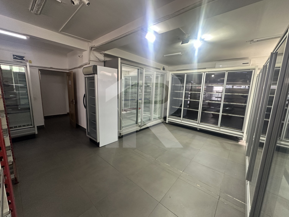 Spatiu Comercial 110 MP+2 locuri parcare New Residence