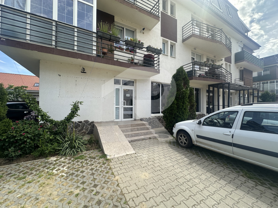 Spatiu Comercial 138,7 MP+2 locuri parcare New Residence