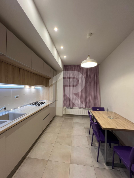 Apartament lux 3 camere, parcare subterana Laguna Residence