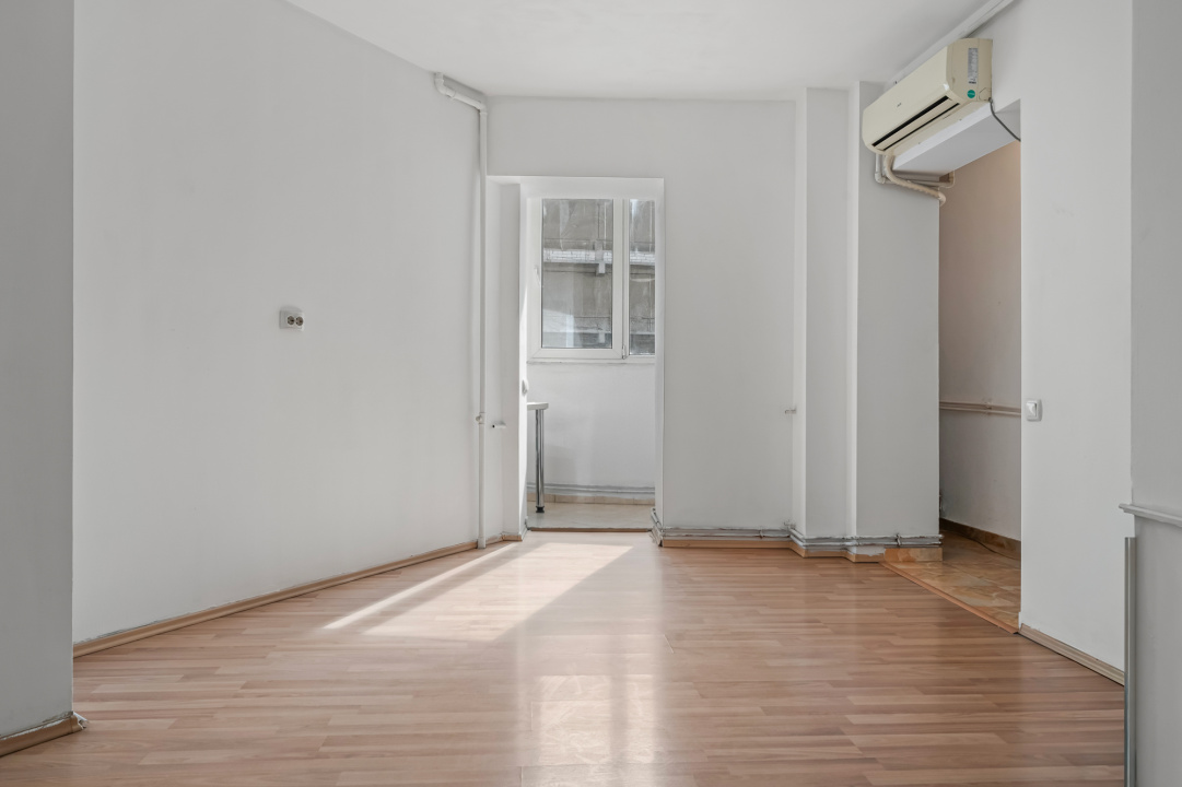 UNIRII - CORNELIU COPOSU, BIROU, 4 CAMERE 100 MP,  ETAJ 2