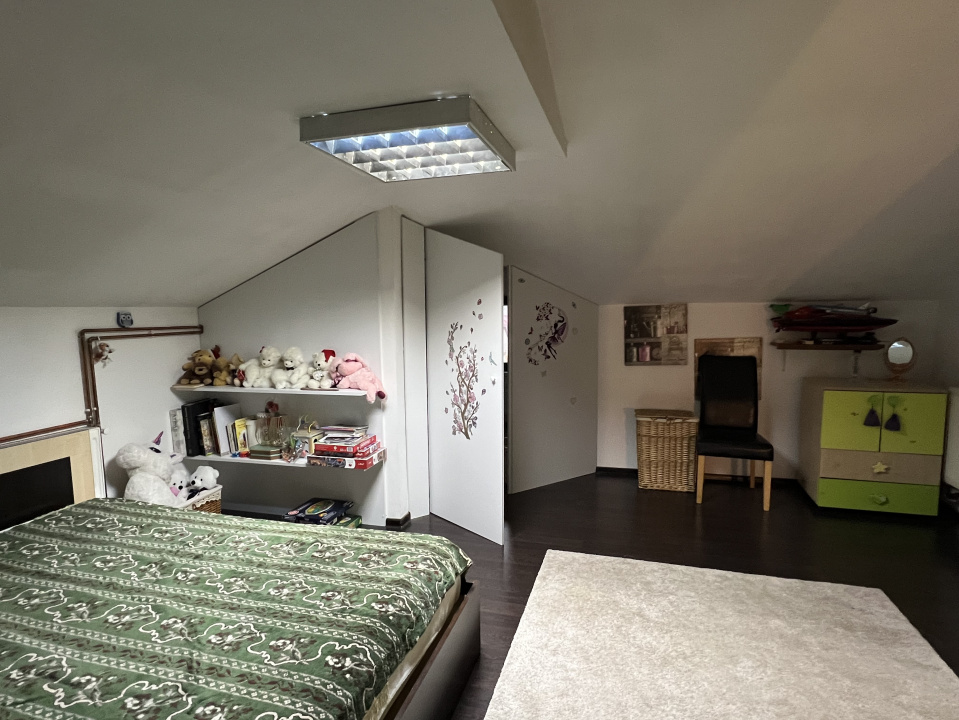 Vila de inchiriat Clinceni, 4 camere, 600 mp curte 