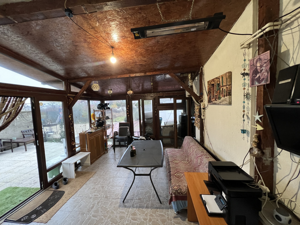 Vila de inchiriat Clinceni, 4 camere, 600 mp curte 