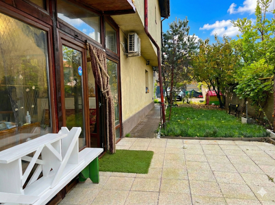 Vila de inchiriat Clinceni, 4 camere, 600 mp curte 