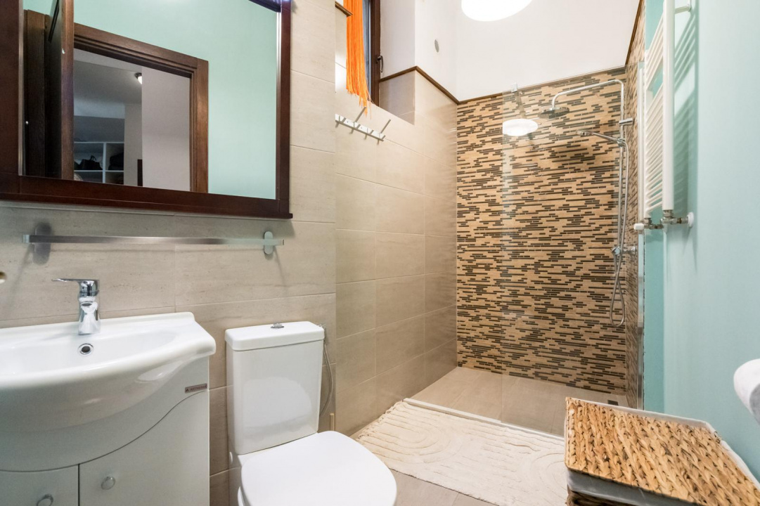 ARMENEASCA, BIROU PARTER-185 MP!