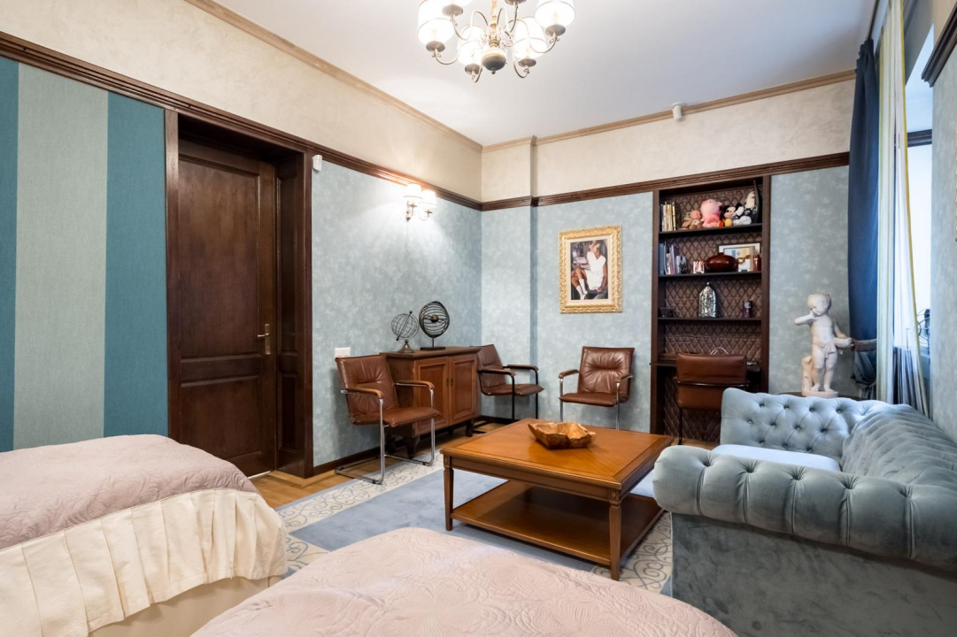 ARMENEASCA, BIROU PARTER-185 MP!