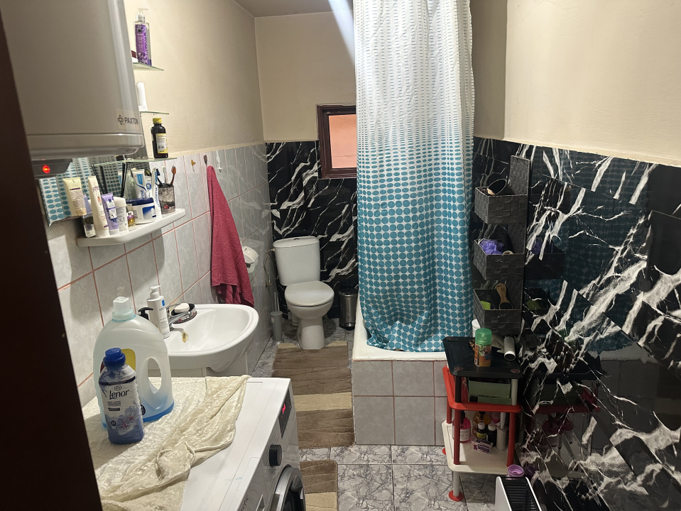 Stefanestii de Sus, casa 95 mp, lot 791 mp!