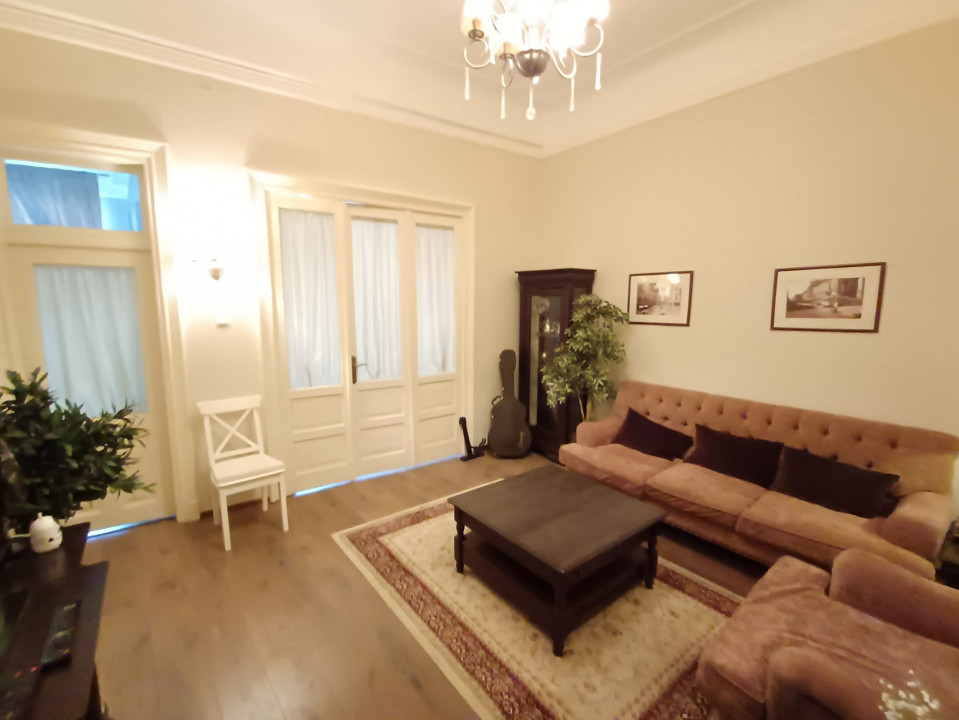 Apartament 3 camere - oportunitate de investitie Centru Vechi  Piata Unirii