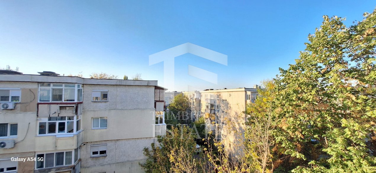 Apartament 3 camere decomandat 2 bai Bloc 1986 Apusului-str. Alesd