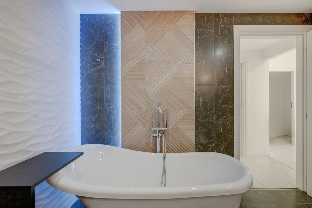 Apartament 3 camere superb si curte proprie Parc Herastrau